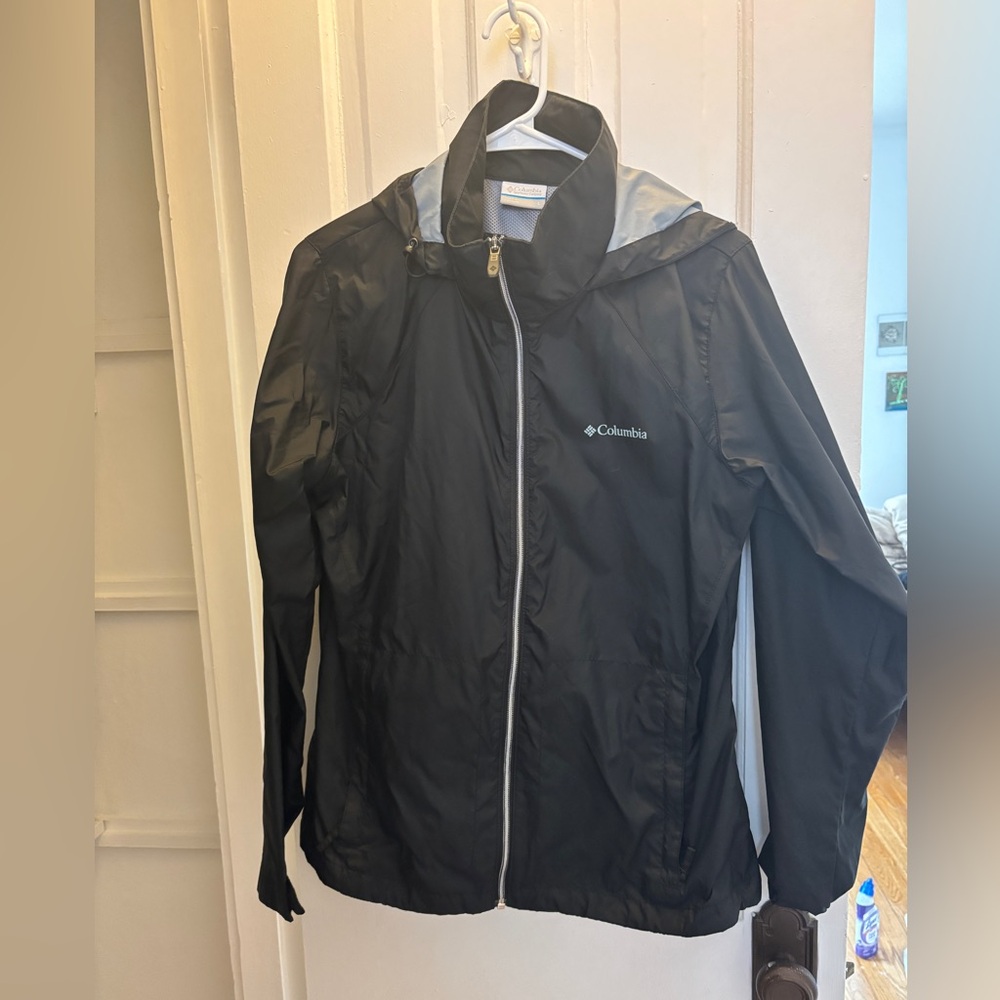 Columbia rain jacket Large